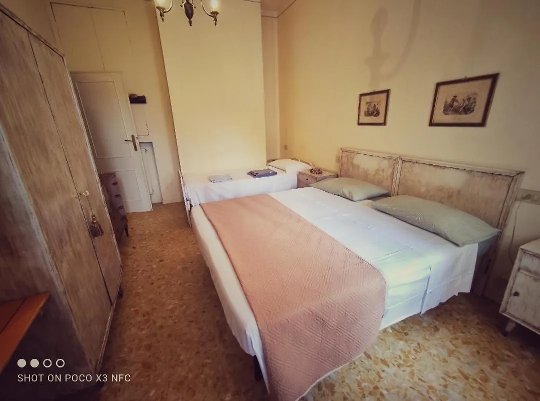 **  Hotel Delhy Viareggio Italy